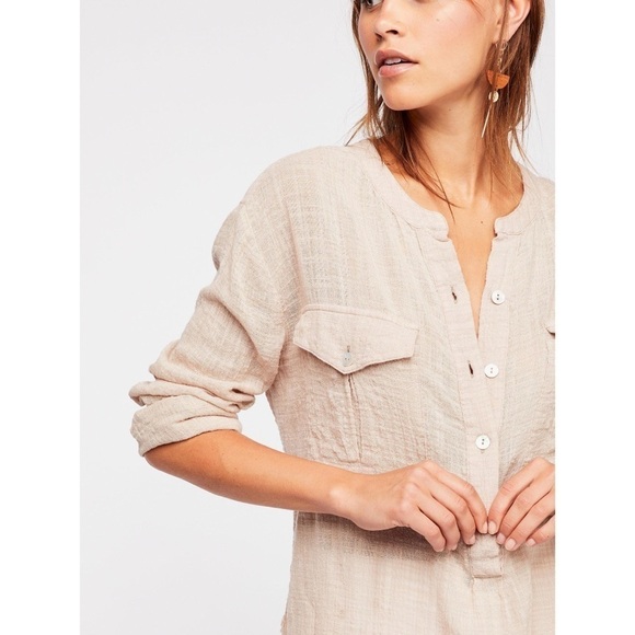 Free People Talk To Me Button Down Raw Hem Top - Picture 3 of 16